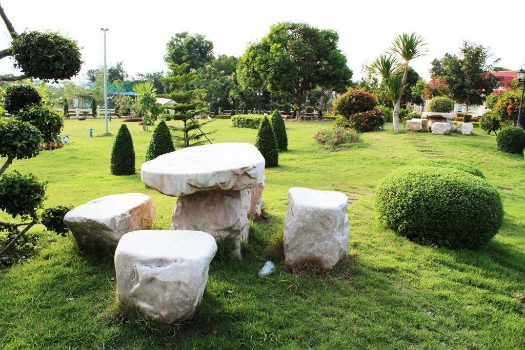 Triple P Home Resort Pak Chong Exterior foto